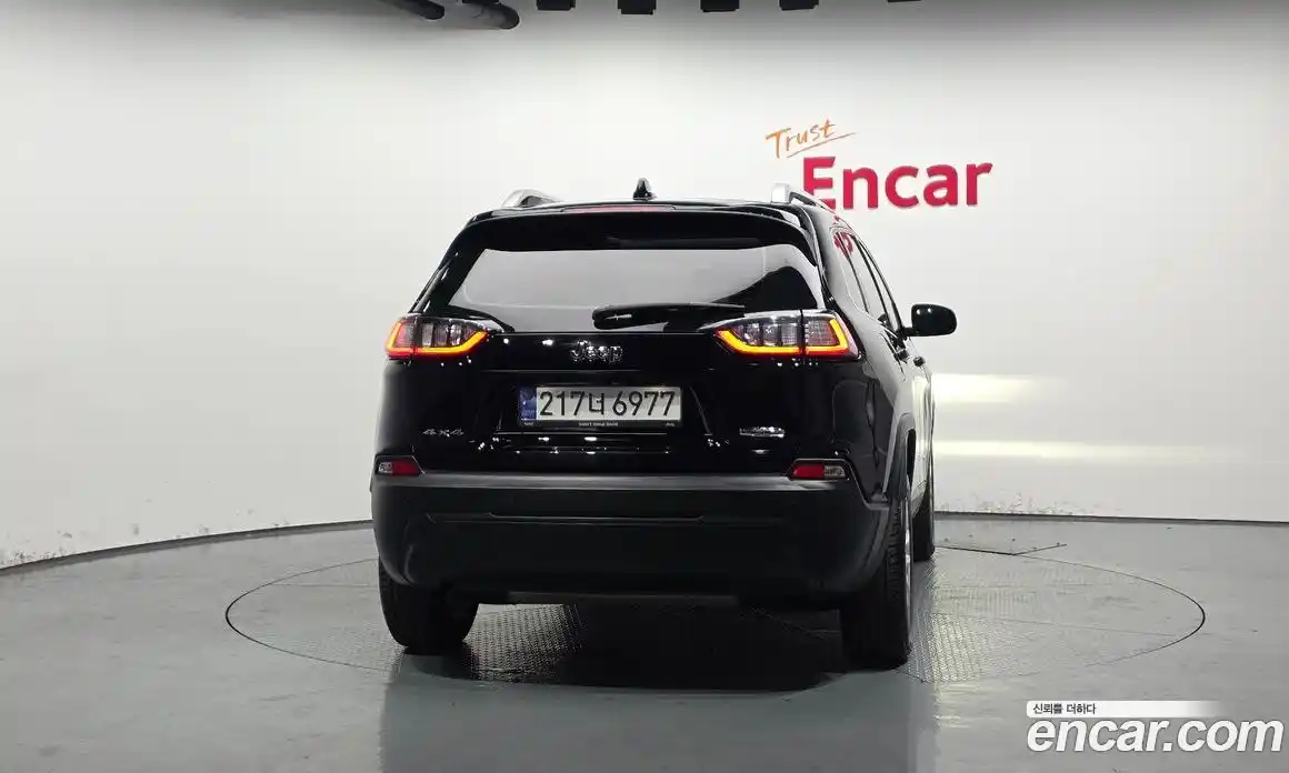 Jeep Cherokee 2019 2.4 Автомат в Москве № 169805, фото 18