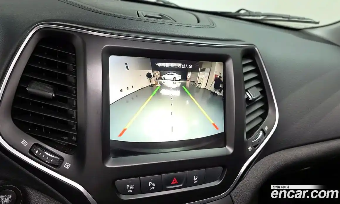 Jeep Cherokee 2019 2.4 Автомат в Москве № 169805, фото 20