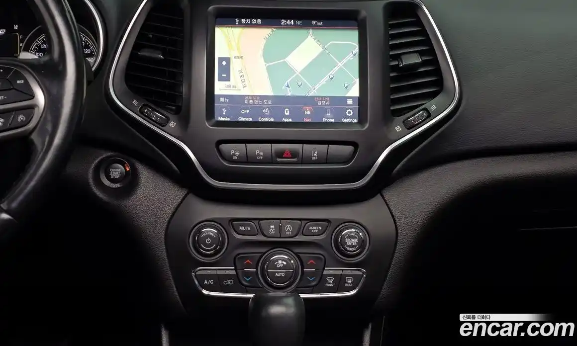 Jeep Cherokee 2019 2.4 Автомат в Москве № 169805, фото 4