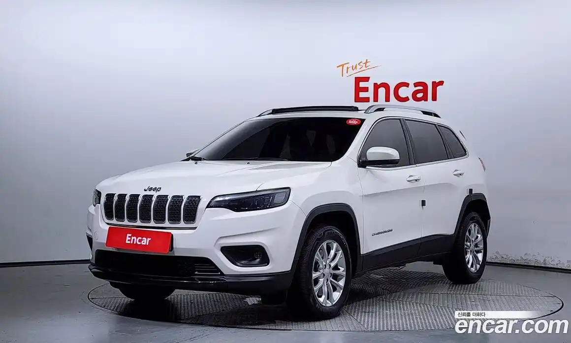 Jeep Cherokee 2019 2.4 Автомат в Москве № 169833, фото 1