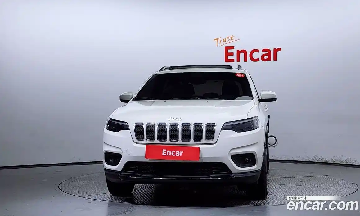 Jeep Cherokee 2019 2.4 Автомат в Москве № 169833, фото 3