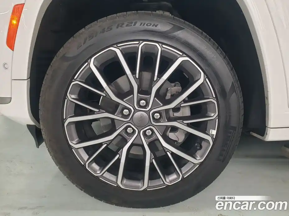 Jeep Cherokee 2022 3.6 Автомат в Москве № 169962, фото 17