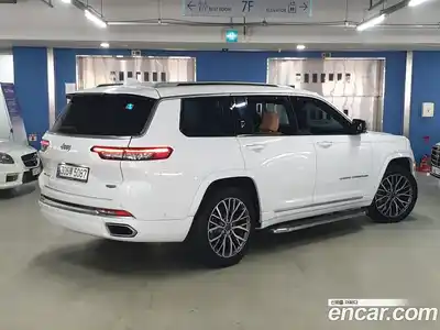 Jeep Cherokee 2022 3.6 Автомат в Москве № 169962, миниатюра 3