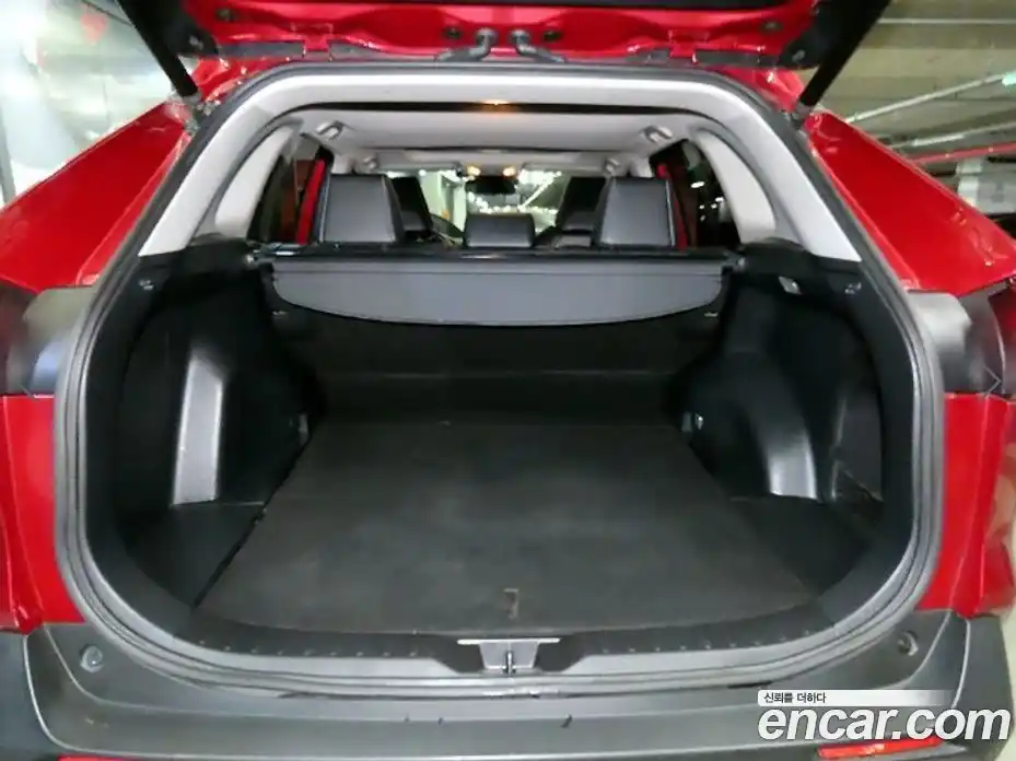 Toyota RAV4 2021 2.5 Автомат в Москве № 170364, фото 16