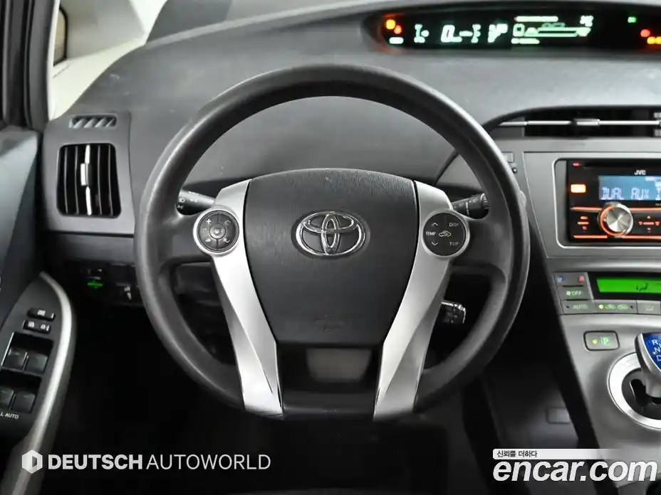 Toyota Prius 2012 1.8 Автомат в Москве № 170366, фото 13