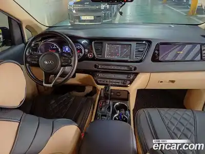 Kia Canival 2019 2.2 Автомат в Москве № 17386, миниатюра 12