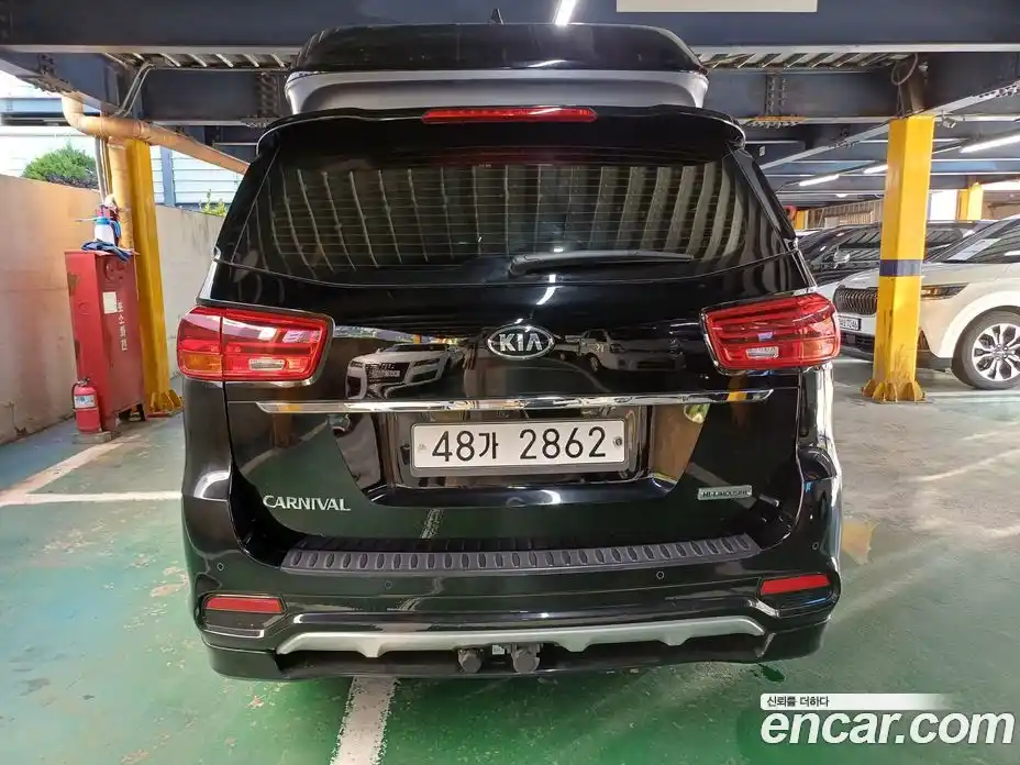 Kia Canival 2019 2.2 Автомат в Москве № 17386, фото 4