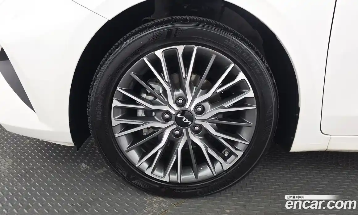 Kia K3 2022 1.6 Автомат в Москве № 1751, фото 5