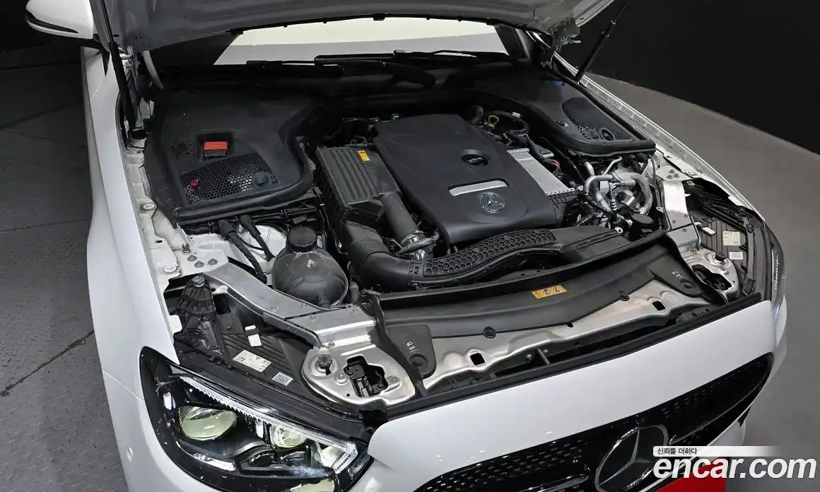 Mercedes-Benz E-Class 2023 2.0 Автомат в Москве № 177618, фото 9