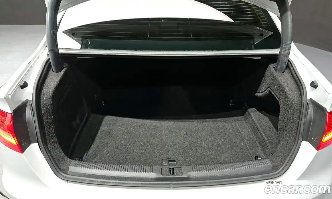 Audi A4 2013 2.0 Автомат в Москве № 181050, фото 12