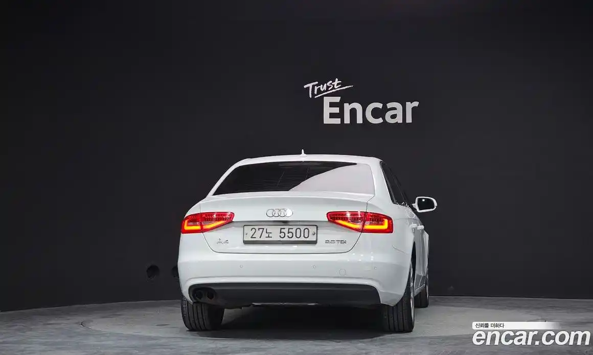 Audi A4 2013 2.0 Автомат в Москве № 181050, фото 13