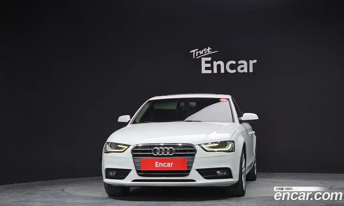 Audi A4 2013 2.0 Автомат в Москве № 181050, фото 16