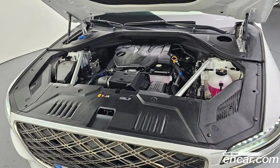 Genesis GV70 2025 2.5 Автомат в Москве № 18272, фото 4