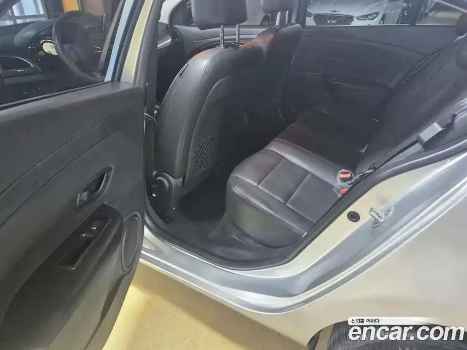 Renault SM3 2018 1.6 Автомат в Москве № 185316, фото 12