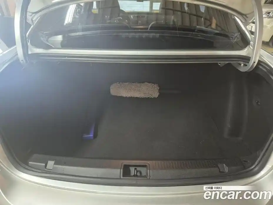 Renault SM3 2018 1.6 Автомат в Москве № 185316, фото 14