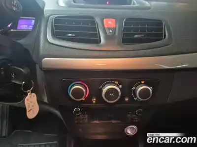 Renault SM3 2018 1.6 Автомат в Москве № 185316, миниатюра 10