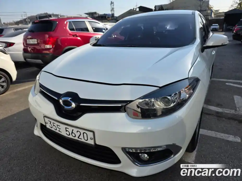 Renault SM3 2015 1.6 Автомат в Москве № 186502, фото 17