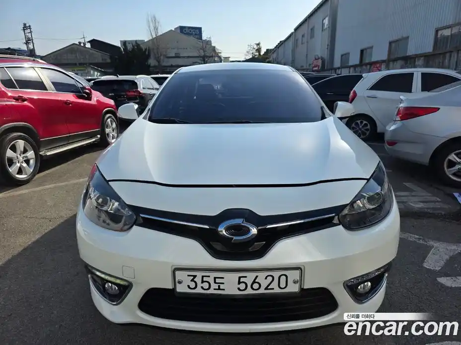 Renault SM3 2015 1.6 Автомат в Москве № 186502, фото 3
