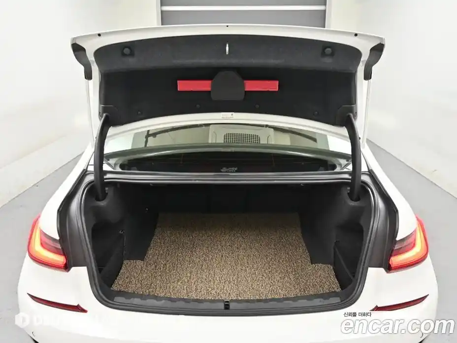 BMW 3-Series 2019 2.0 Автомат в Москве № 193182, фото 20