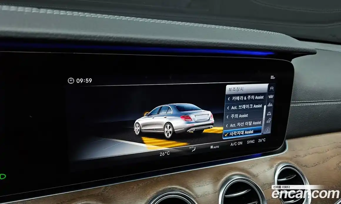 Mercedes-Benz E-Class 2018 2.0 Автомат в Москве № 194040, фото 11