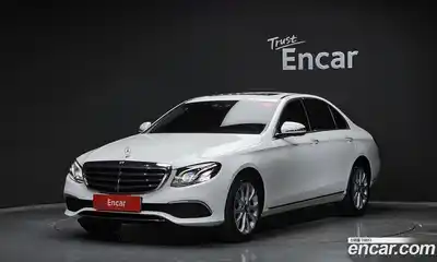 Mercedes-Benz E-Class 2018 2.0 Автомат в Москве № 194040, миниатюра 4