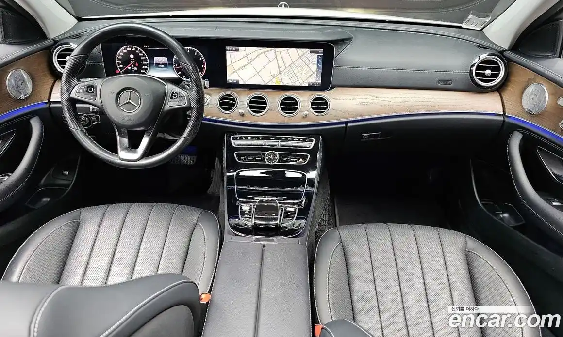 Mercedes-Benz E-Class 2018 2.0 Автомат в Москве № 194040, фото 8