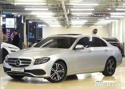 Mercedes-Benz E-Class 2020 2.0 Автомат в Москве № 194240, миниатюра 2