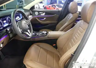 Mercedes-Benz E-Class 2020 2.0 Автомат в Москве № 194240, миниатюра 8