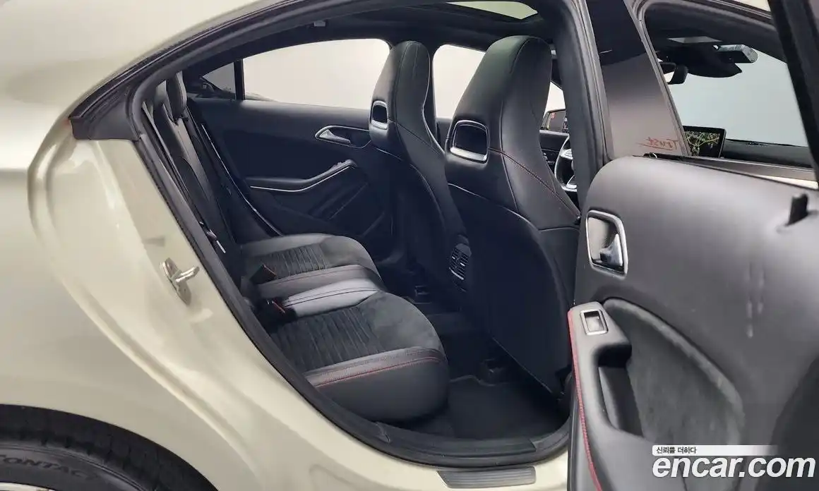 Mercedes-Benz CLA-Class 2017 2.0 Автомат в Москве № 194352, фото 18