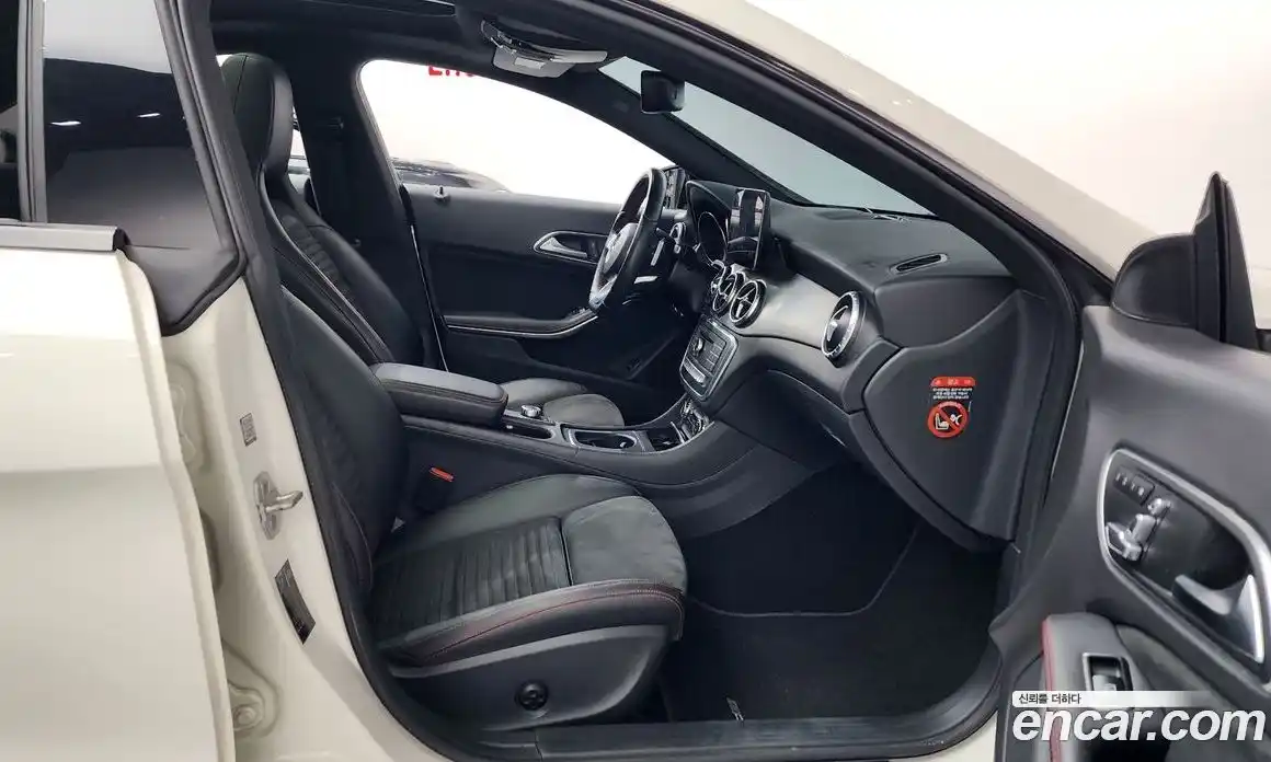 Mercedes-Benz CLA-Class 2017 2.0 Автомат в Москве № 194352, фото 20