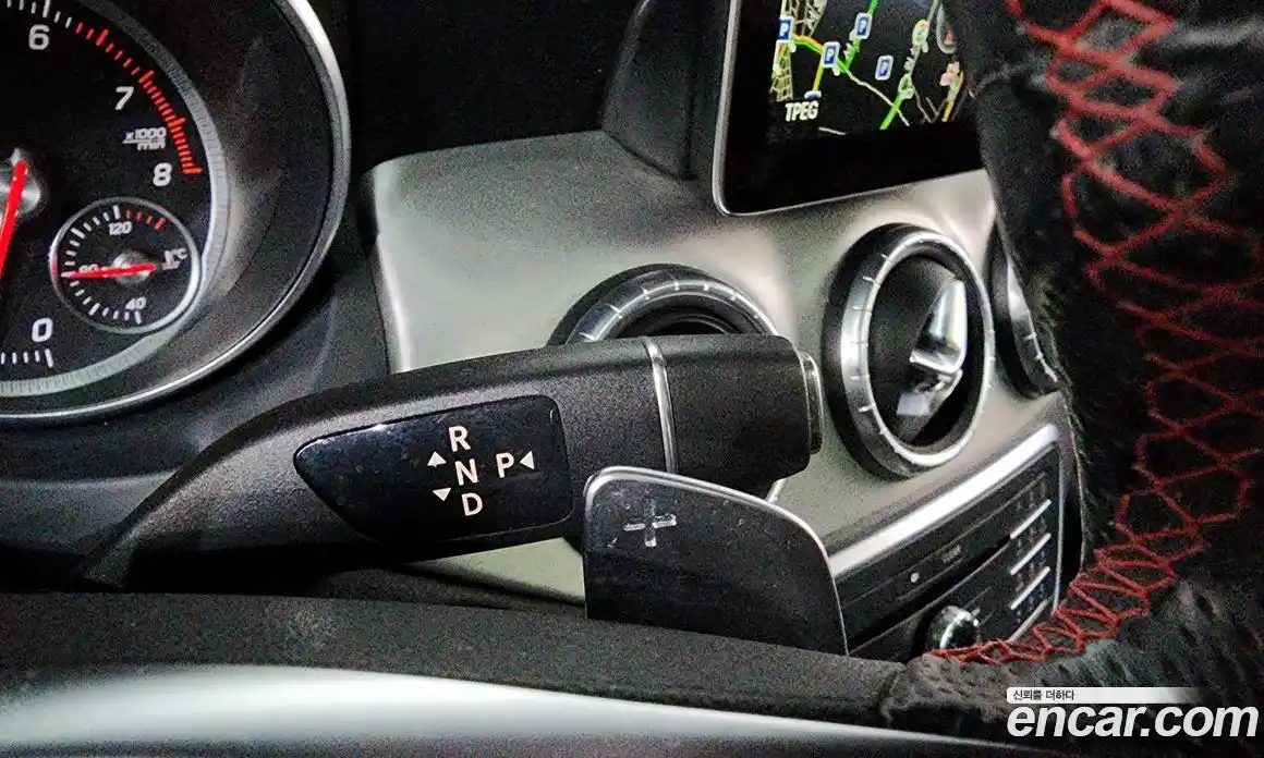 Mercedes-Benz CLA-Class 2017 2.0 Автомат в Москве № 194352, фото 8