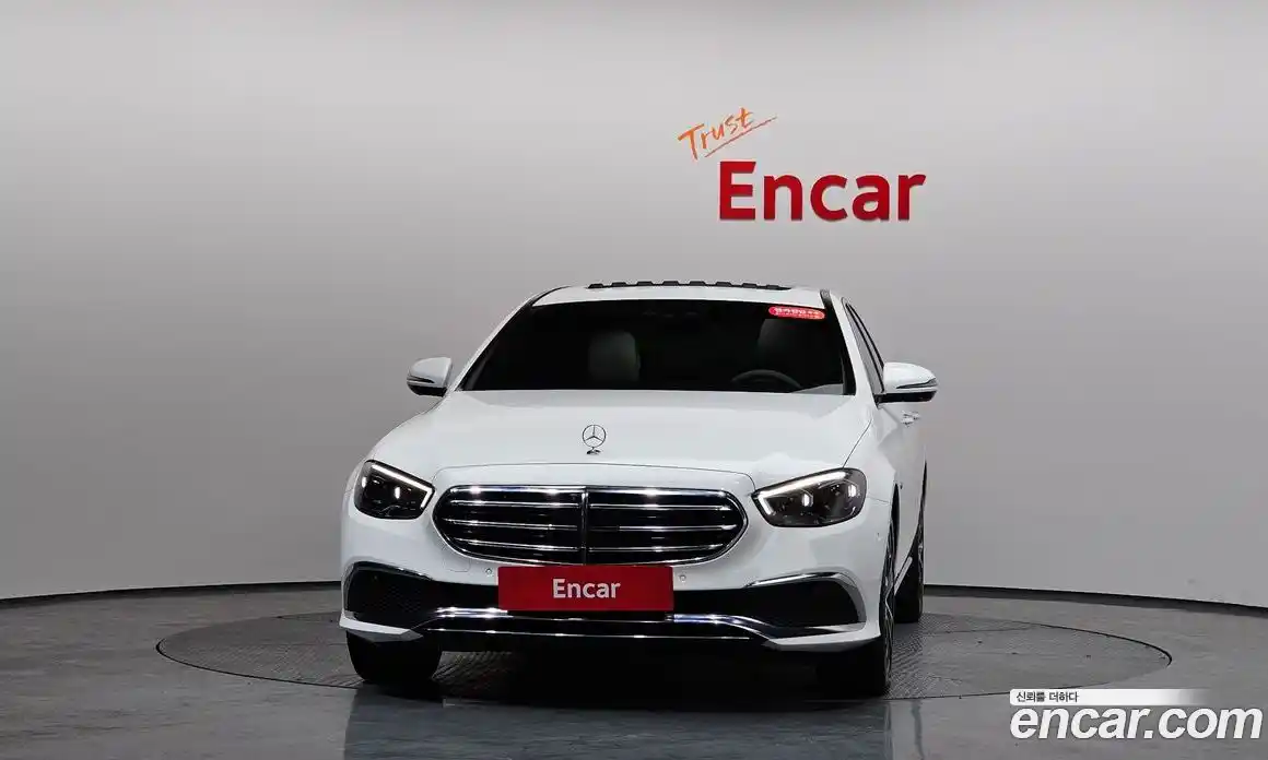 Mercedes-Benz E-Class 2021 2.0 Автомат в Москве № 194444, фото 12