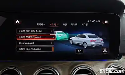 Mercedes-Benz E-Class 2021 2.0 Автомат в Москве № 194444, миниатюра 2