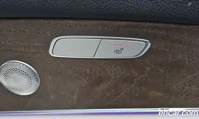 Mercedes-Benz E-Class 2021 2.0 Автомат в Москве № 194444, миниатюра 4