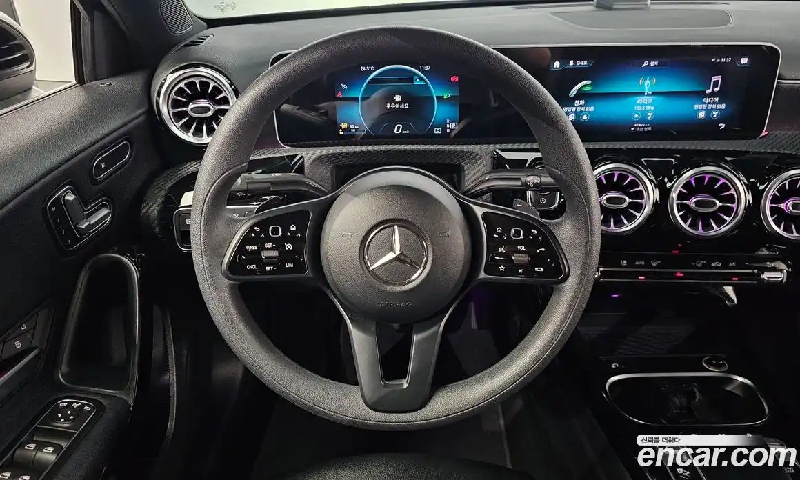 Mercedes-Benz A-Class 2020 2.0 Автомат в Москве № 194652, фото 19