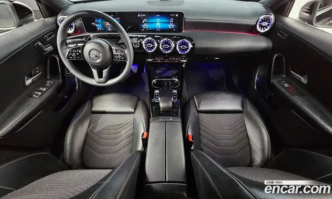 Mercedes-Benz A-Class 2020 2.0 Автомат в Москве № 194652, фото 20