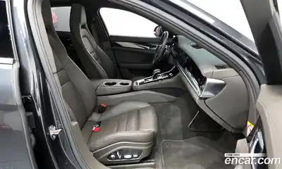 Porsche Panamera 2018 3.0 Автомат в Москве № 197313, миниатюра 2