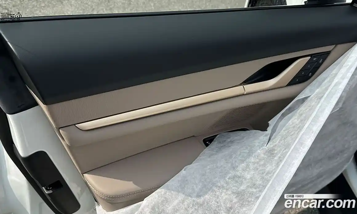 Porsche Taycan 2025 0.1 Автомат в Москве № 197813, фото 11