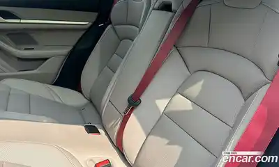 Porsche Taycan 2025 0.1 Автомат в Москве № 197813, миниатюра 9