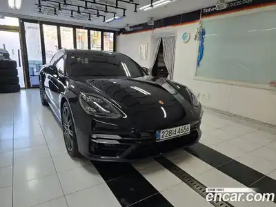 Porsche Panamera, 2024
