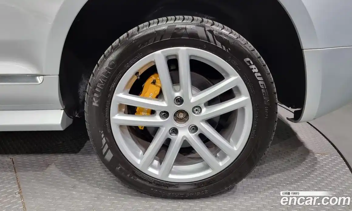 Volkswagen Touareg 2007 4.9 Автомат в Москве № 199250, фото 20