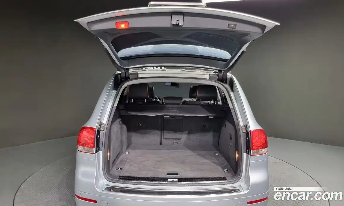 Volkswagen Touareg 2007 4.9 Автомат в Москве № 199250, фото 6