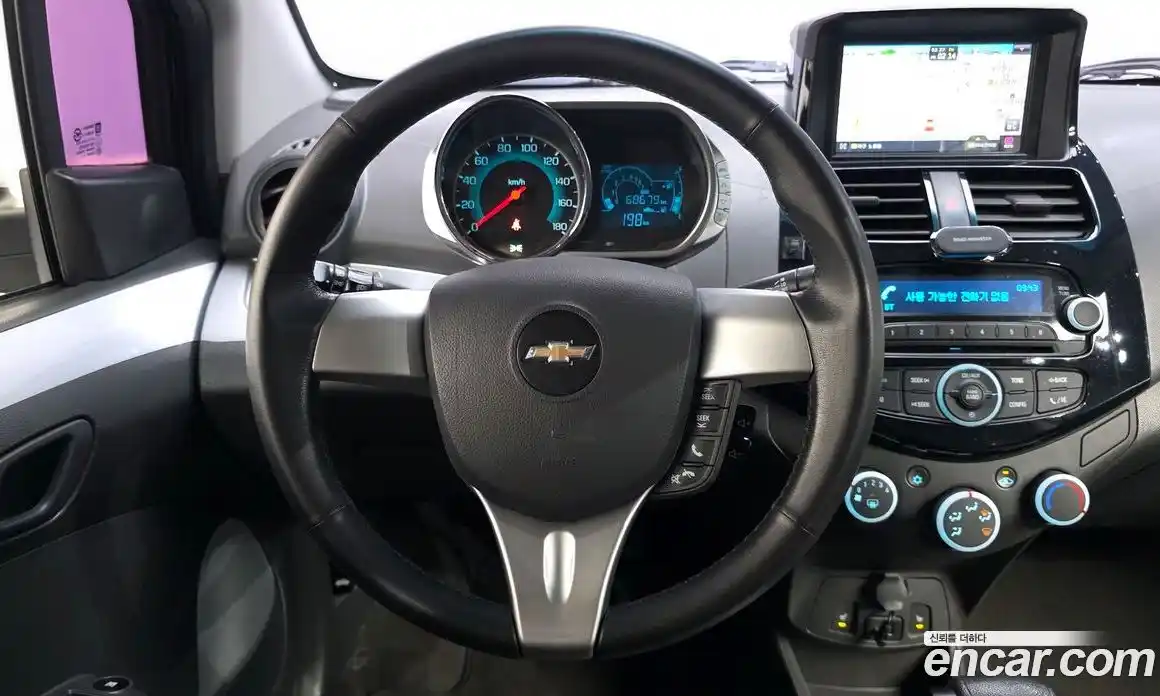 Chevrolet Spark 2014 1.0 Автомат в Москве № 201235, фото 12