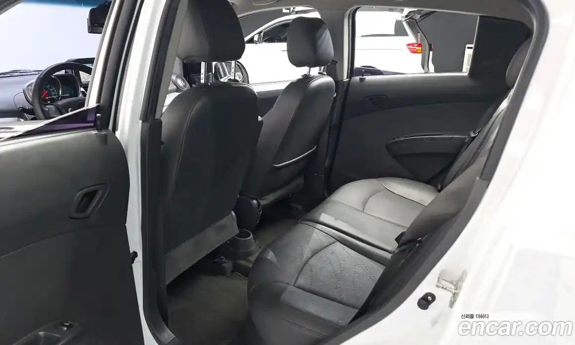 Chevrolet Spark 2014 1.0 Автомат в Москве № 201235, фото 13