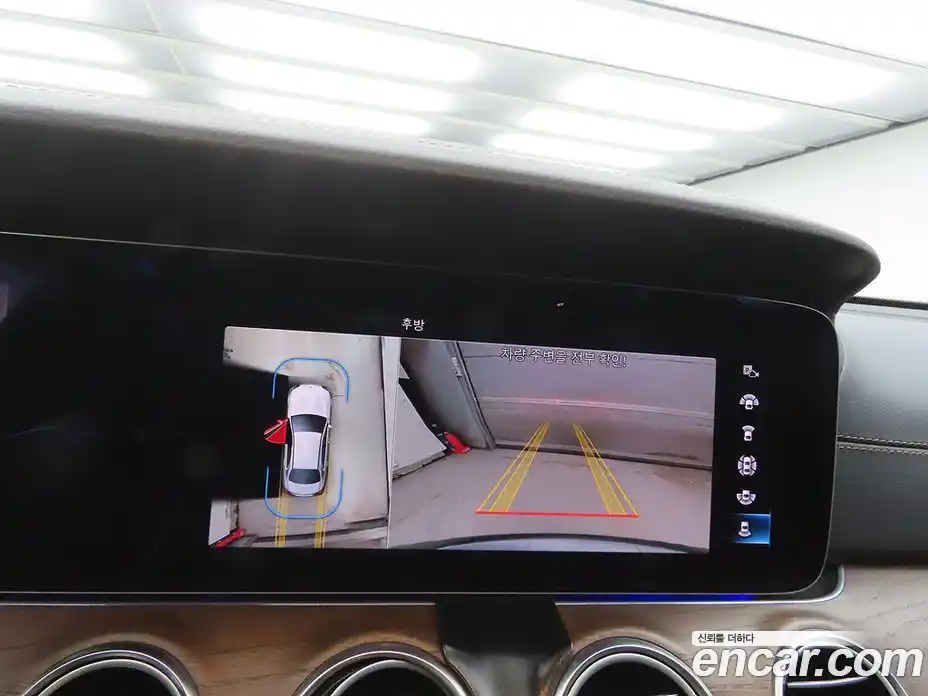 Mercedes-Benz E-Class 2021 2.0 Автомат в Москве № 201881, фото 13