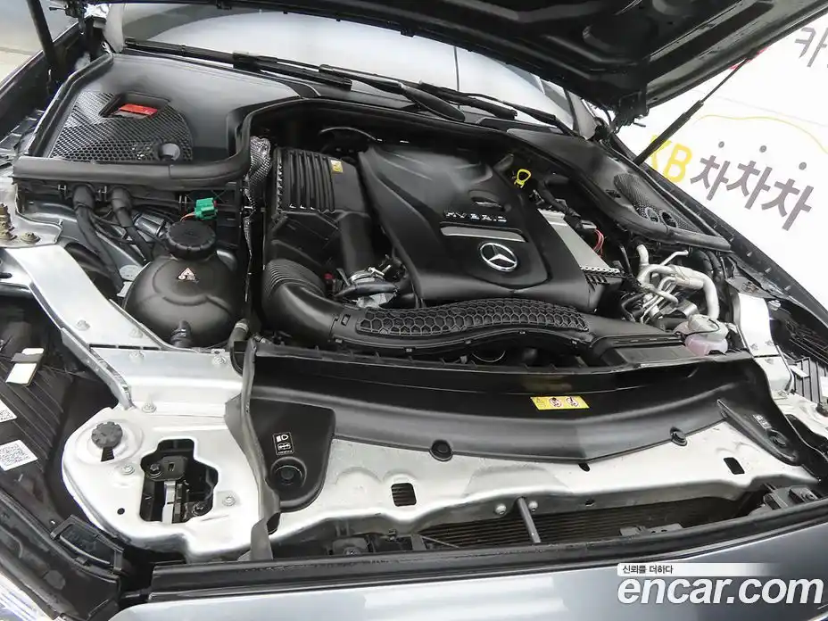 Mercedes-Benz E-Class 2021 2.0 Автомат в Москве № 201881, фото 19