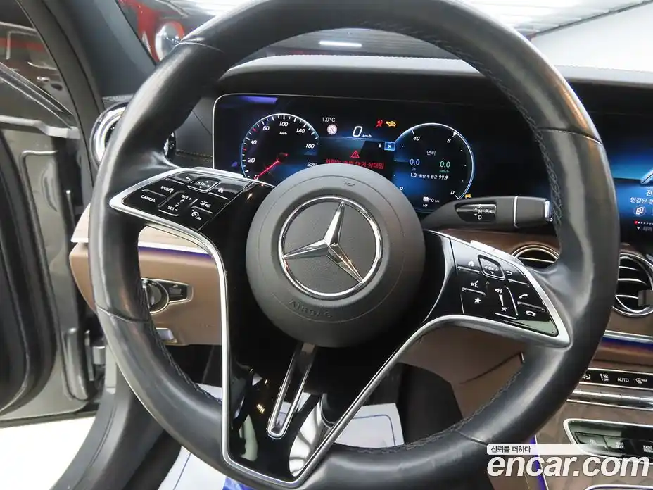 Mercedes-Benz E-Class 2021 2.0 Автомат в Москве № 201881, фото 8