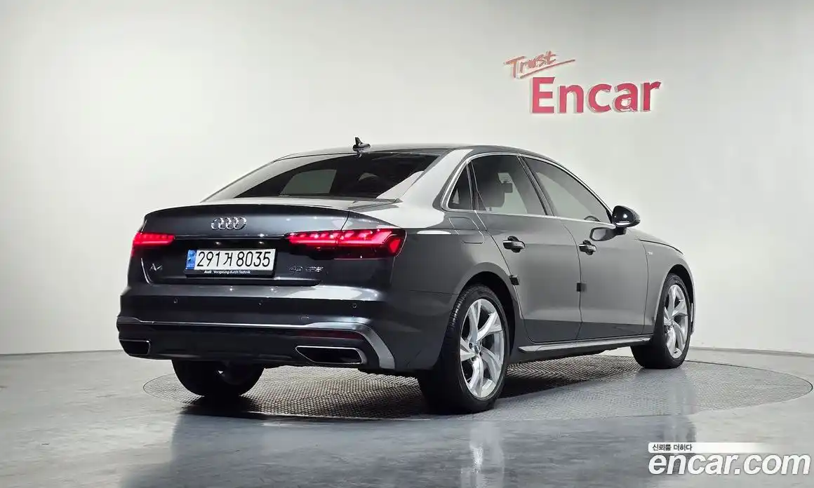 Audi A4 2021 2.0 Автомат в Москве № 206087, фото 2