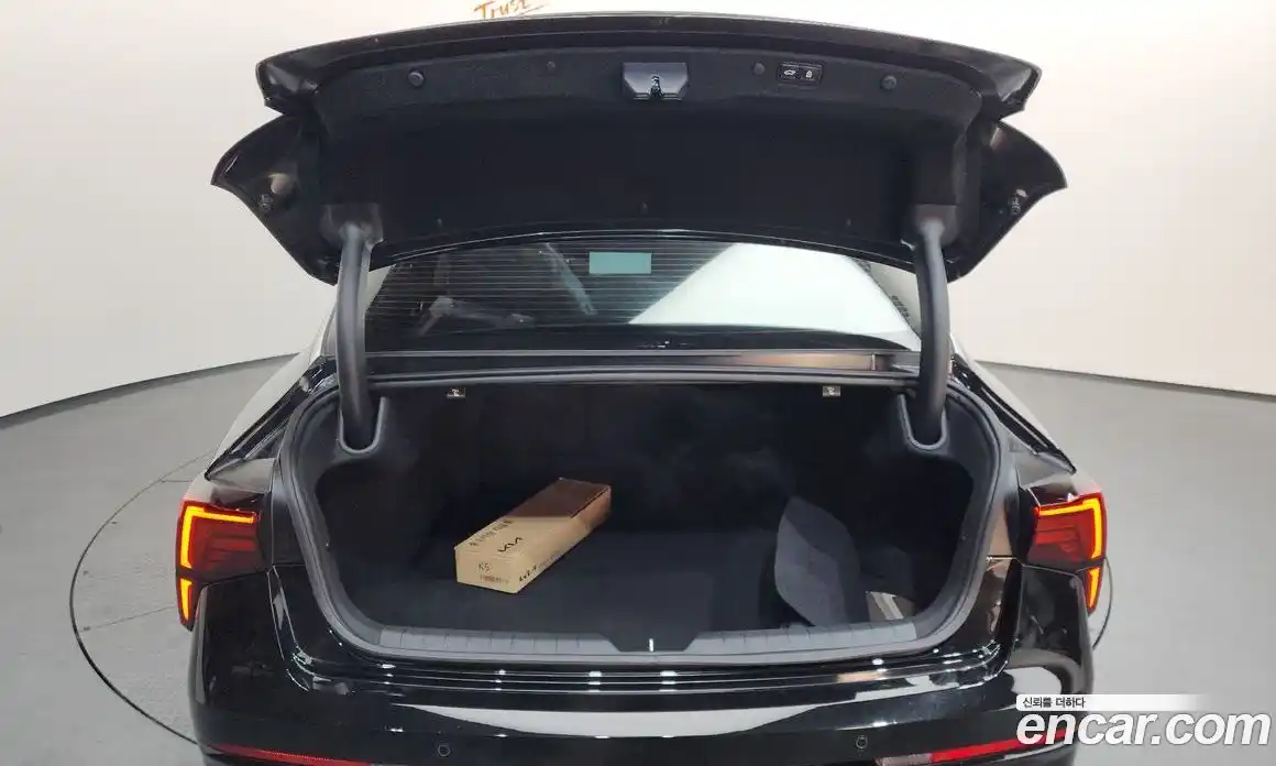 Kia K5 2025 1.6 Автомат в Москве № 211110, фото 12