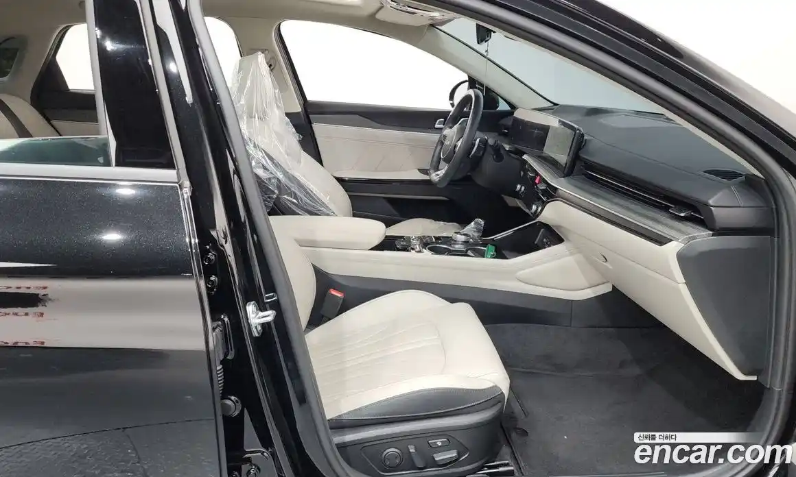 Kia K5 2025 1.6 Автомат в Москве № 211110, фото 5